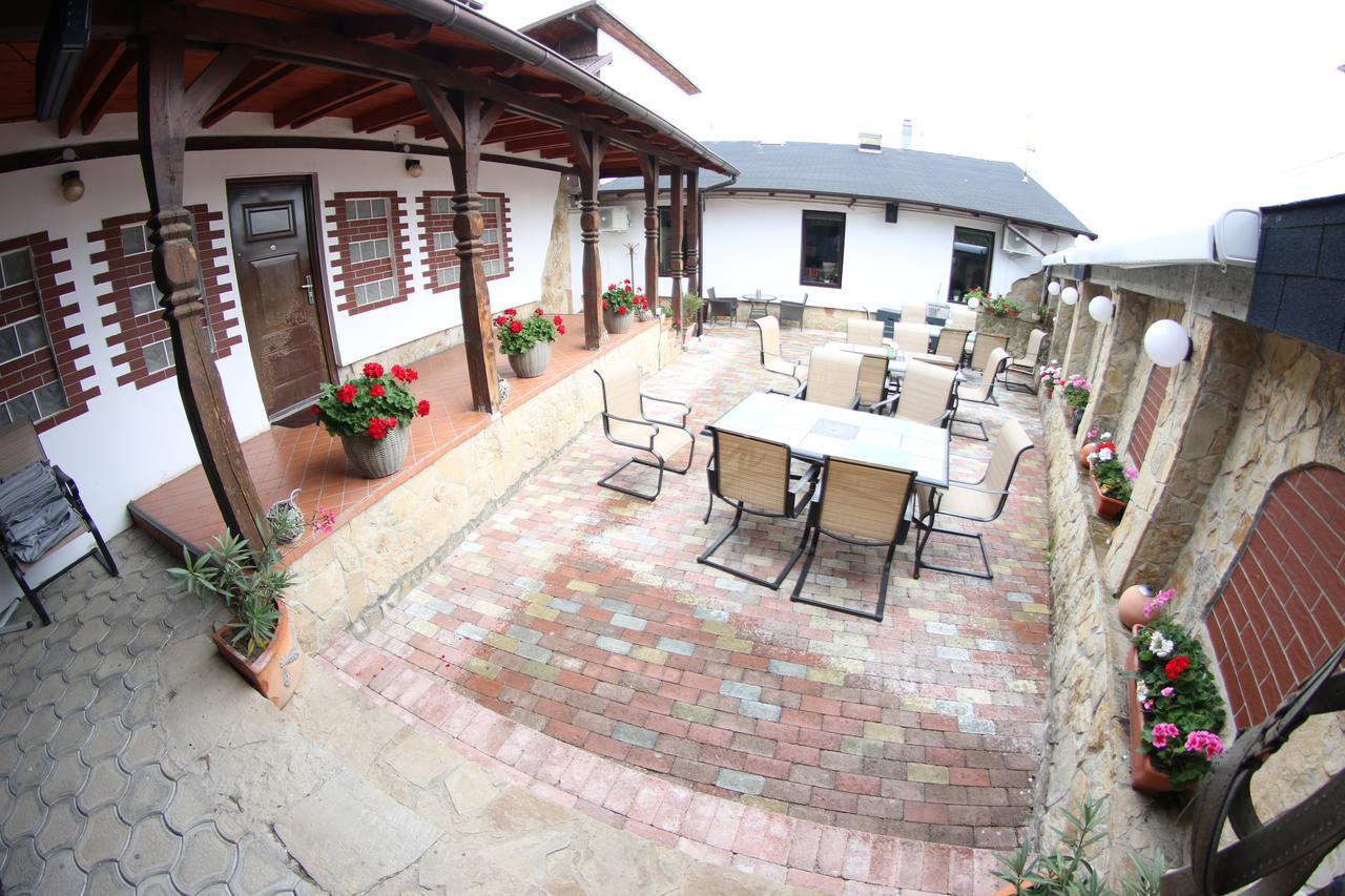 Hotel Casa Bucovineana Sučava Exteriér fotografie
